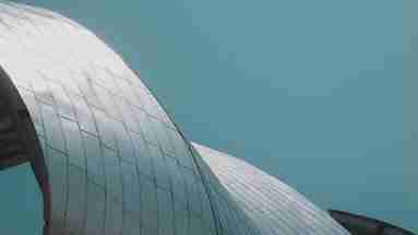 EOR Service Guide in China covering hiring without a local entity, payroll, employment contracts, statutory benefits, costs, and provider selection.